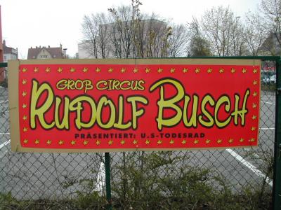 Grobzirkus Bush präsentiert das US-Todesrad