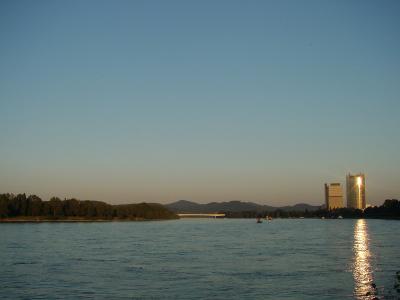 Bonn am Rhein mit Post Tower