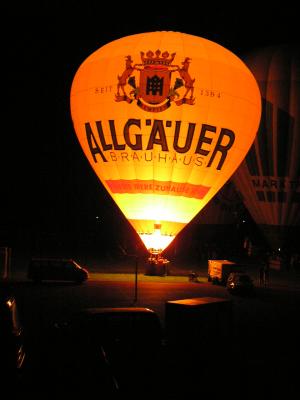 Ballonglühen im Illerstadion Kempten