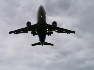 Flugzeug im Anflug auf Frankfurt