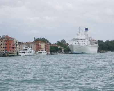 Kreuzfahrtschiff Discovery in Venedig