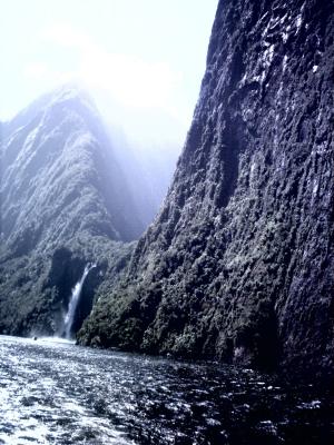 Wasserfälle im Milford Sound