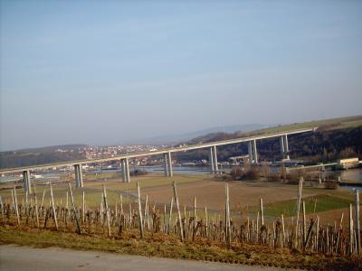 Autobahnbrücke
