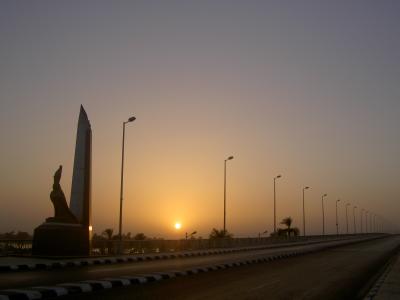 Nilbrücke beim Sonnenuntergang