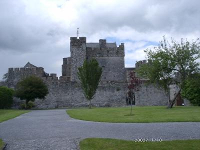 CAHIR CASTLE