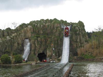 Wasserfall im Legoland