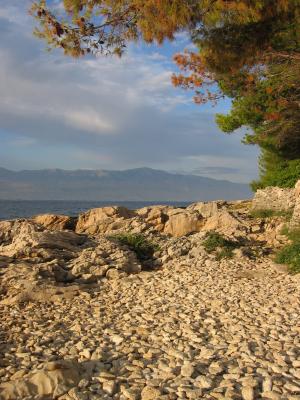 Landschaft auf der Insel Brac (Kroatien)