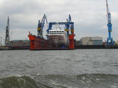 Dock 16 Hanseatic Hamburger Hafen