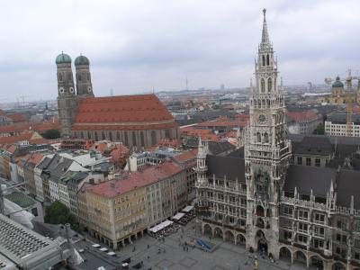 München: Frauenkirche und Neues Rathaus