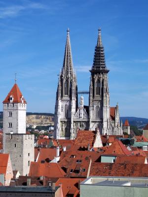 Schöne Stadt ausichten von der Höhe