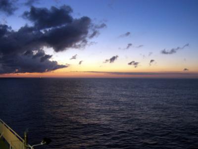 Kurz vor Sonnenaufgang auf der Nordsee