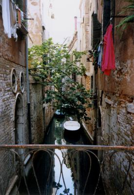 "Nebenstraße" in Venedig