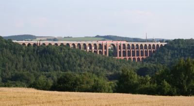 Bögen oder die größte Ziegelbrücke der Welt