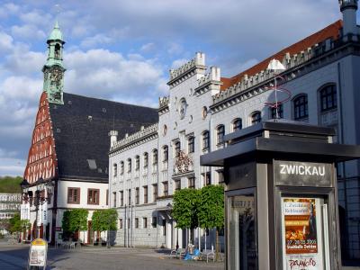 Zwickau-Theater und Rathaus