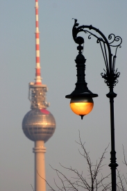 Berliner Fernsehturm mit Laterne