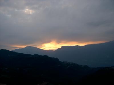 Sonnenuntergang in den Bergen