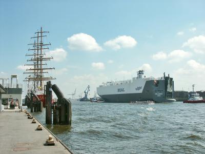 Hamburg Überseebrücke