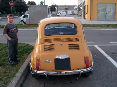 Fiat 500 originale aus Arezzo (Heck)