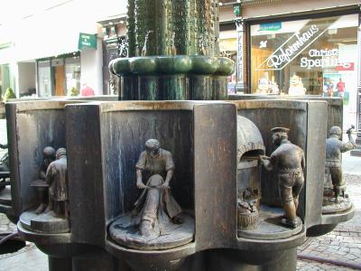 Handwerkerbrunnen die 2.