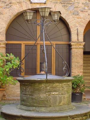 Brunnen in Montalcino (Toscana)