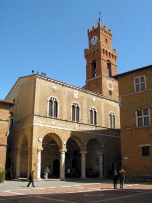 Rathausplatz zu Pienza  (Toscana)