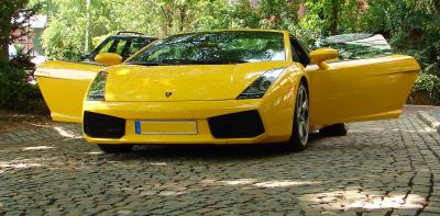 Lamborghini in gelb #1
