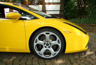 Lamborghini in gelb #8