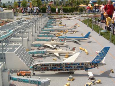 Flughafen München mit Airbus A380 im Legoland