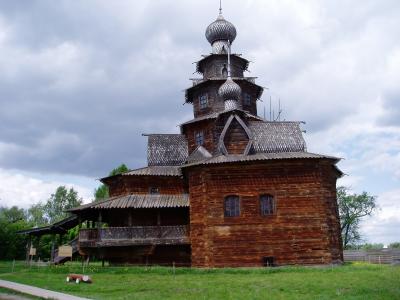 Russische Holzkirche in Suzdal