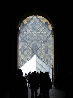 Durchgang im Louvre (2)