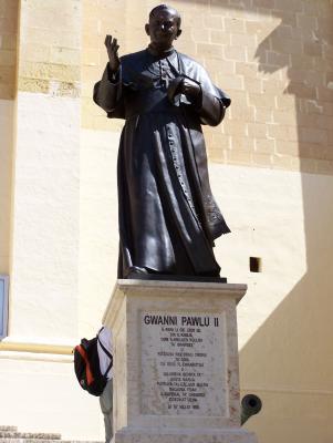 Statue von Johannes Paul II.