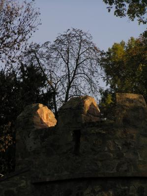 Burgturm im Abendlicht