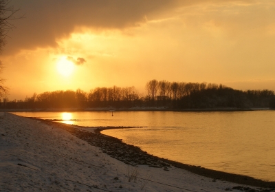 Sonnenuntergang am Rhein 3