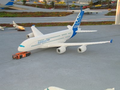 A380 auf dem Rollfeld......