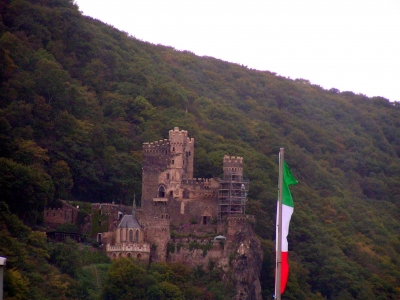 Schloss am Rhein 2