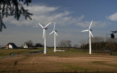 Windräder am Spiegelwald