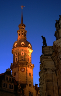 Der Schloßturm oder Hausmannsturm in Dresden