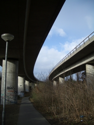 unter der Brücke