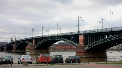 Rheinbrücke 1
