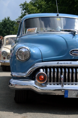 Buick in blau