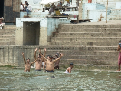 heiliges Bad_Varanasi_India
