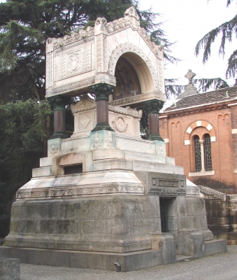 Mausoleum Mailand 2