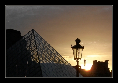 Louvre und Eiffelturm
