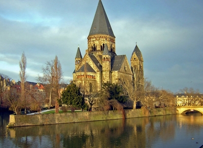 Basilika Saint-Pierre aux Nonnains