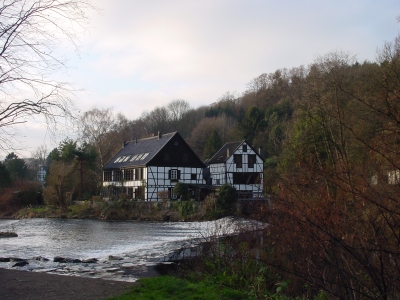 Alter Schleiferkotten an der Wupper