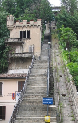 tolle lange Treppe