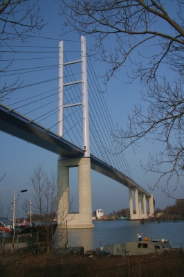 Brücke und Meer