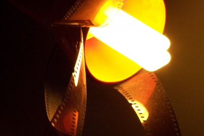 Lampe mit Filmstreifen