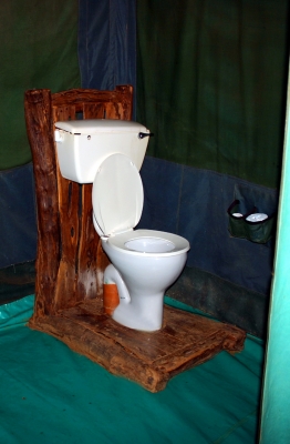 Toilette rustikal