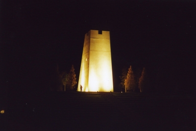 Leuchtender Turm